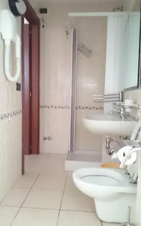 Hotel House 3*